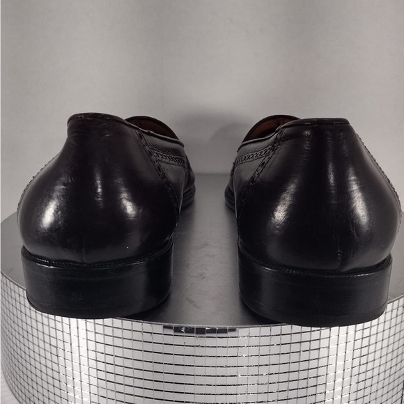 Cable&co Elegant Black Tassel Loafers size 11.5 pre owned good condition main image 5
